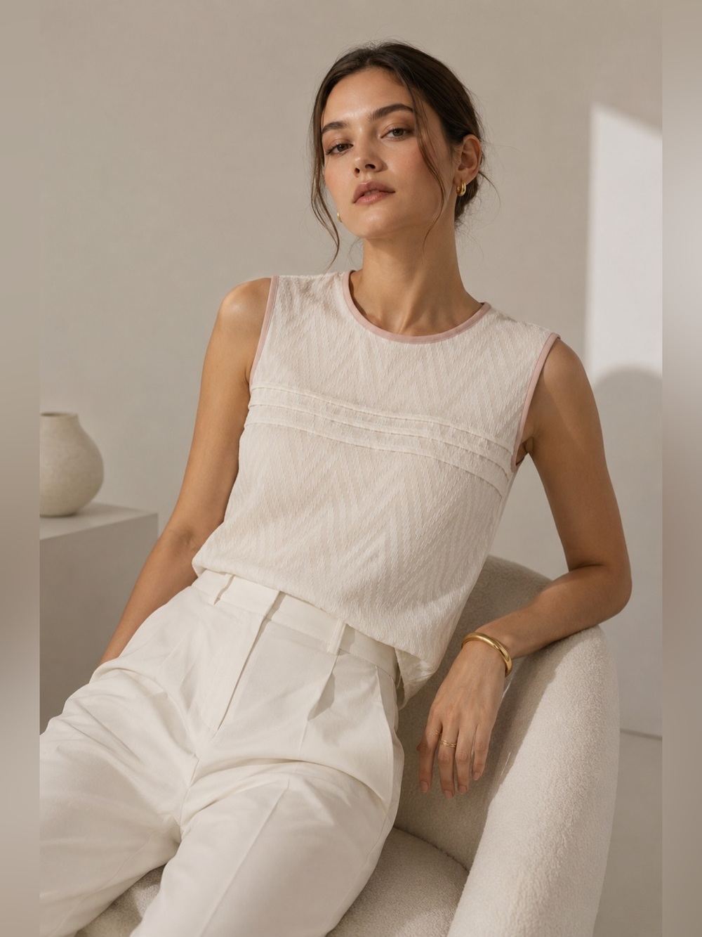 ✨ Maeve Textured Chevron Blush Trim Top | Anthropologie | Medium